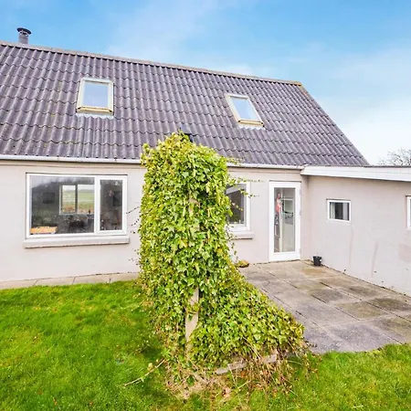 Nice In W/ 2 Bedrooms * Thyholm