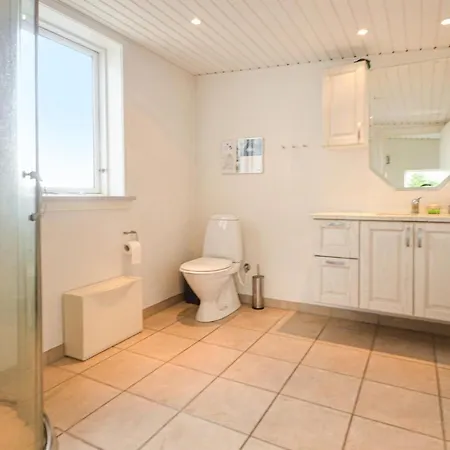 Nice In W/ 2 Bedrooms * Thyholm